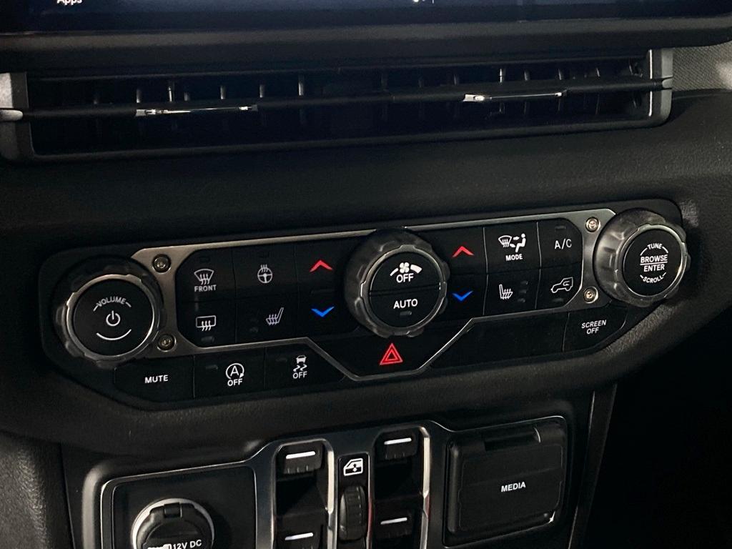 new 2025 Jeep Wrangler car, priced at $49,999