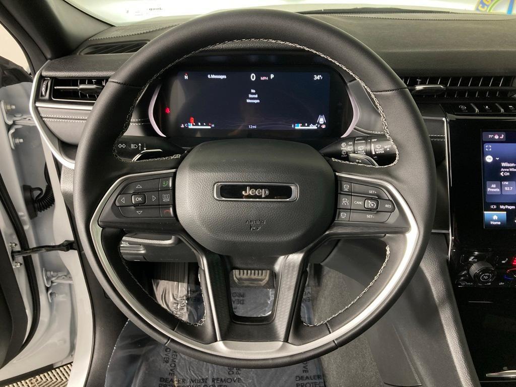 new 2025 Jeep Grand Cherokee L car, priced at $44,999
