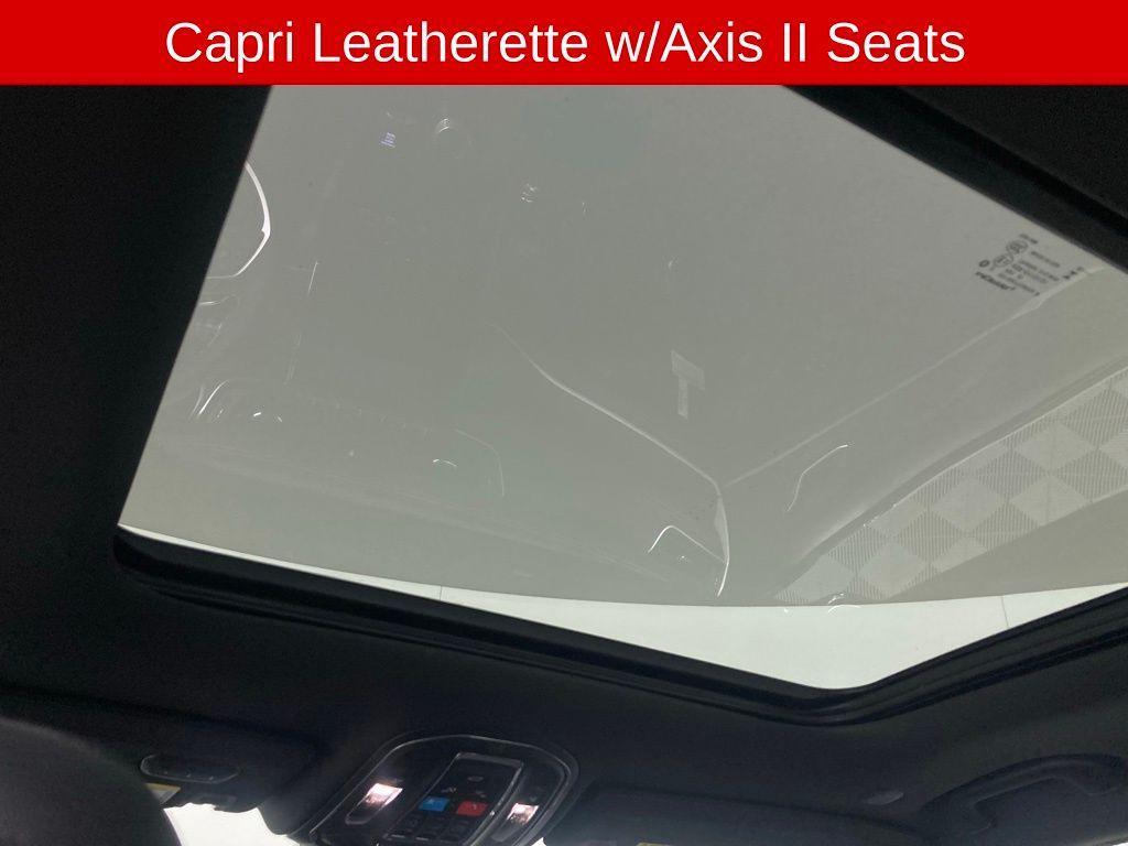 new 2025 Jeep Grand Cherokee car, priced at $49,662