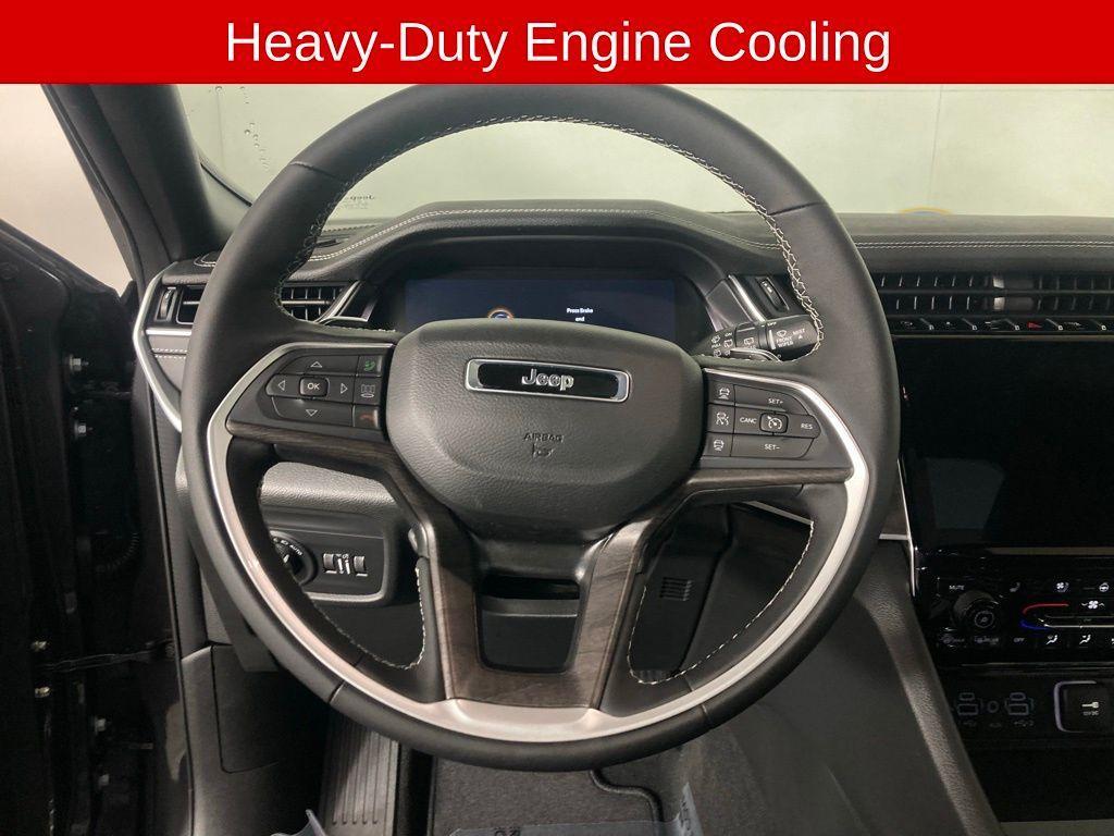 new 2025 Jeep Grand Cherokee car, priced at $49,662