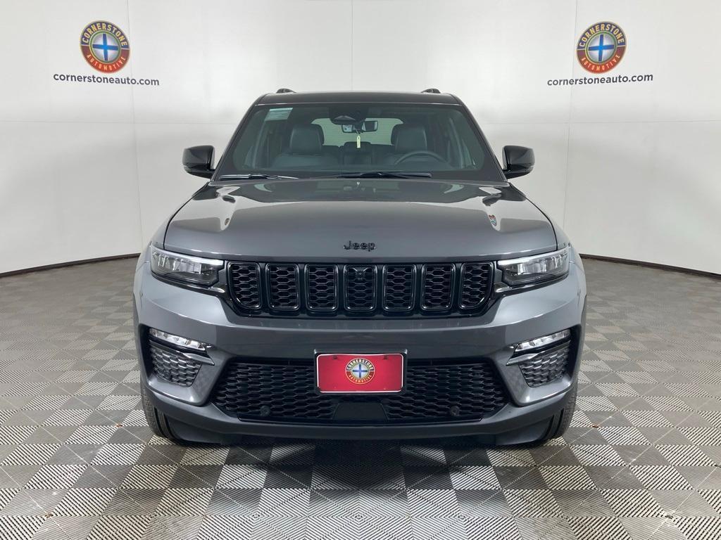 new 2025 Jeep Grand Cherokee car, priced at $53,999