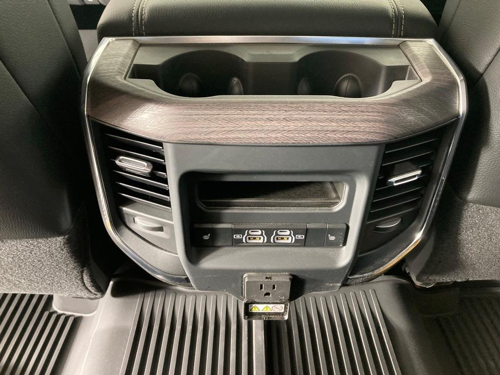 new 2025 Ram 3500 car, priced at $80,175