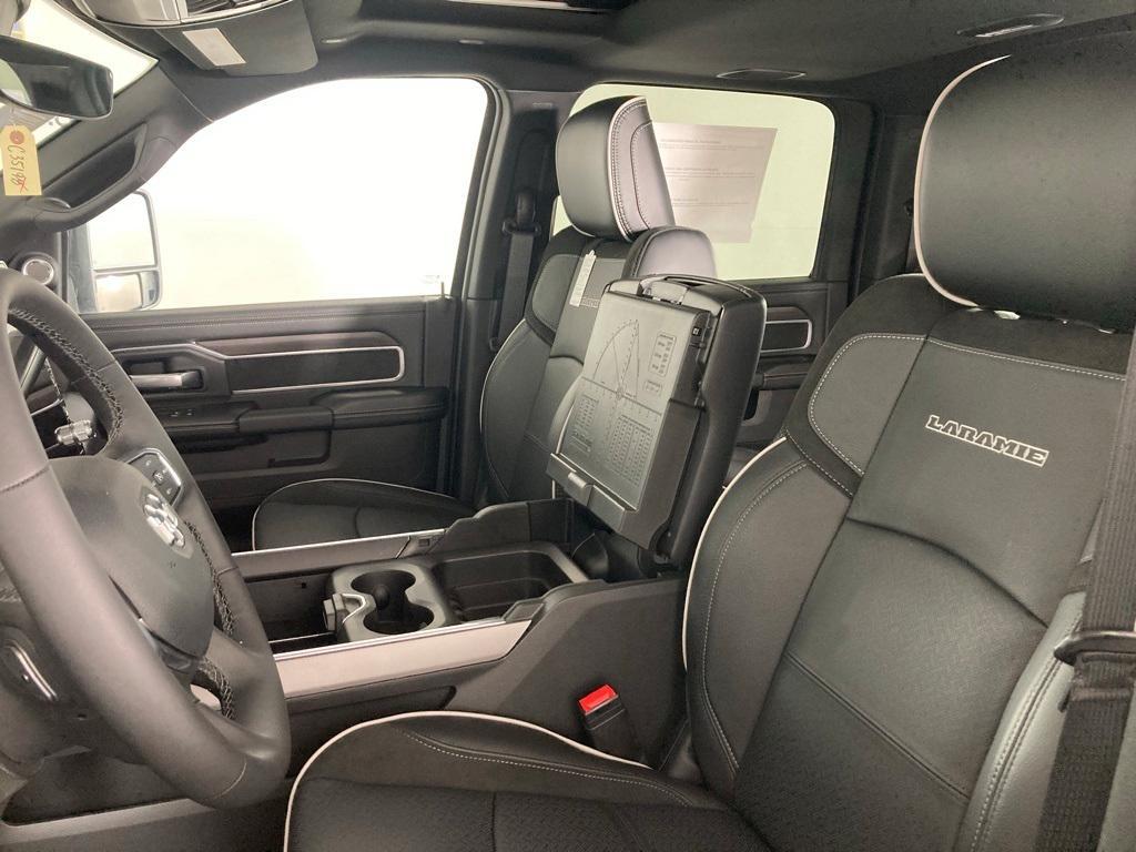 new 2025 Ram 3500 car, priced at $80,175