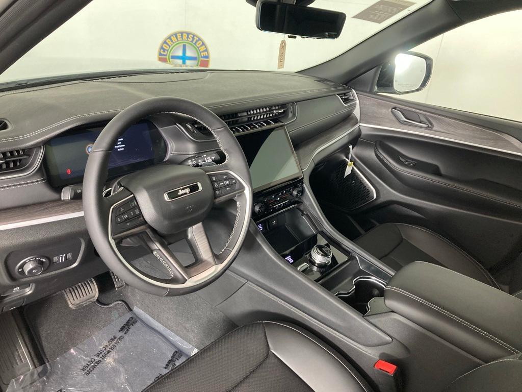 new 2025 Jeep Grand Cherokee L car, priced at $52,236