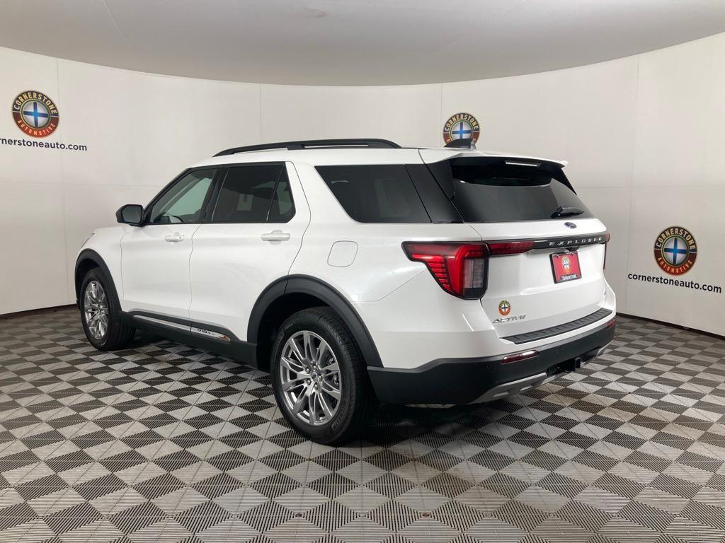 new 2025 Ford Explorer car, priced at $48,525
