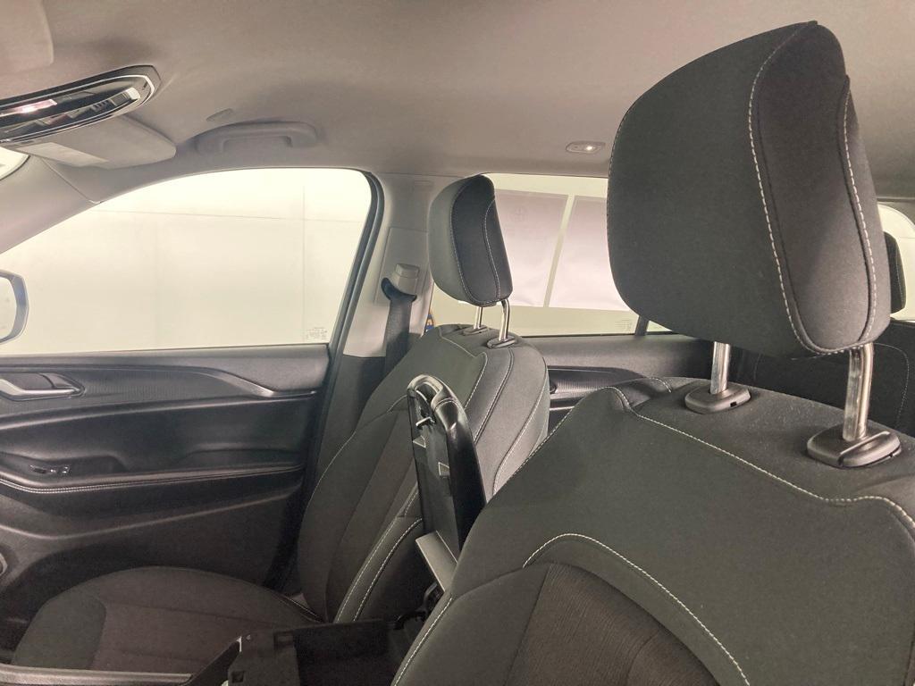 used 2024 Jeep Grand Cherokee car, priced at $32,959