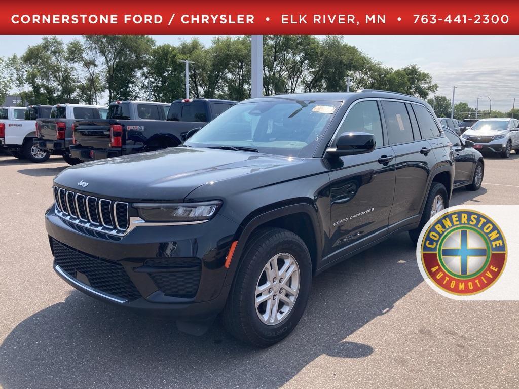 used 2024 Jeep Grand Cherokee car, priced at $32,997