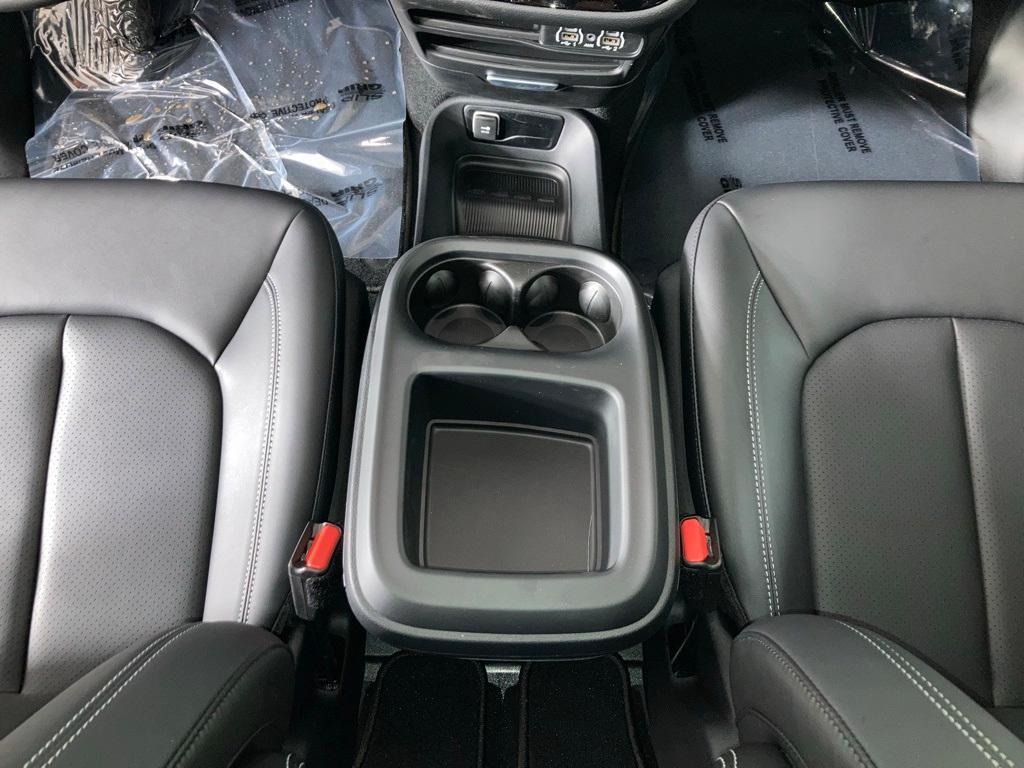 new 2025 Chrysler Pacifica car, priced at $44,463