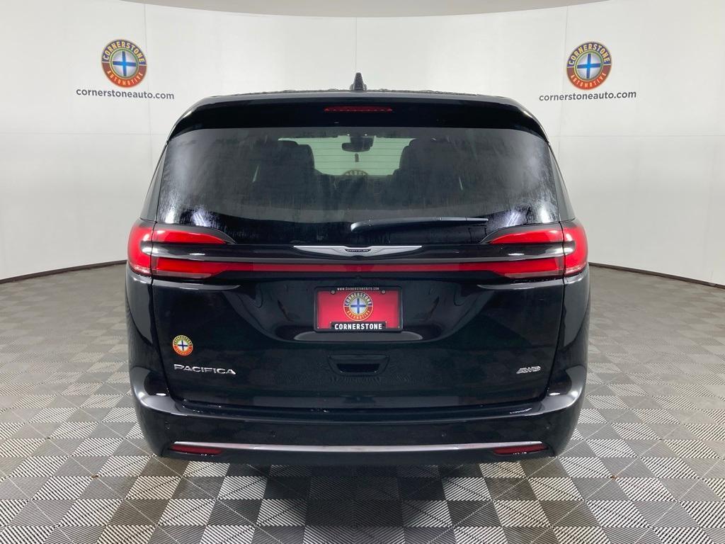 new 2025 Chrysler Pacifica car, priced at $44,463