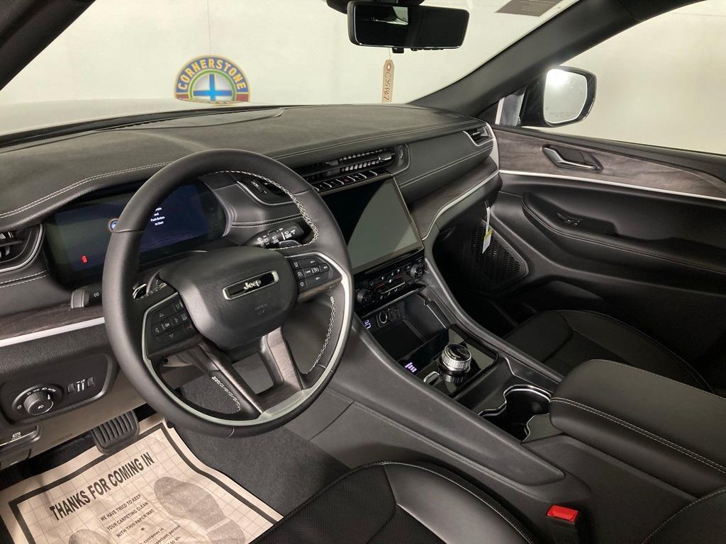 new 2025 Jeep Grand Cherokee L car, priced at $53,199