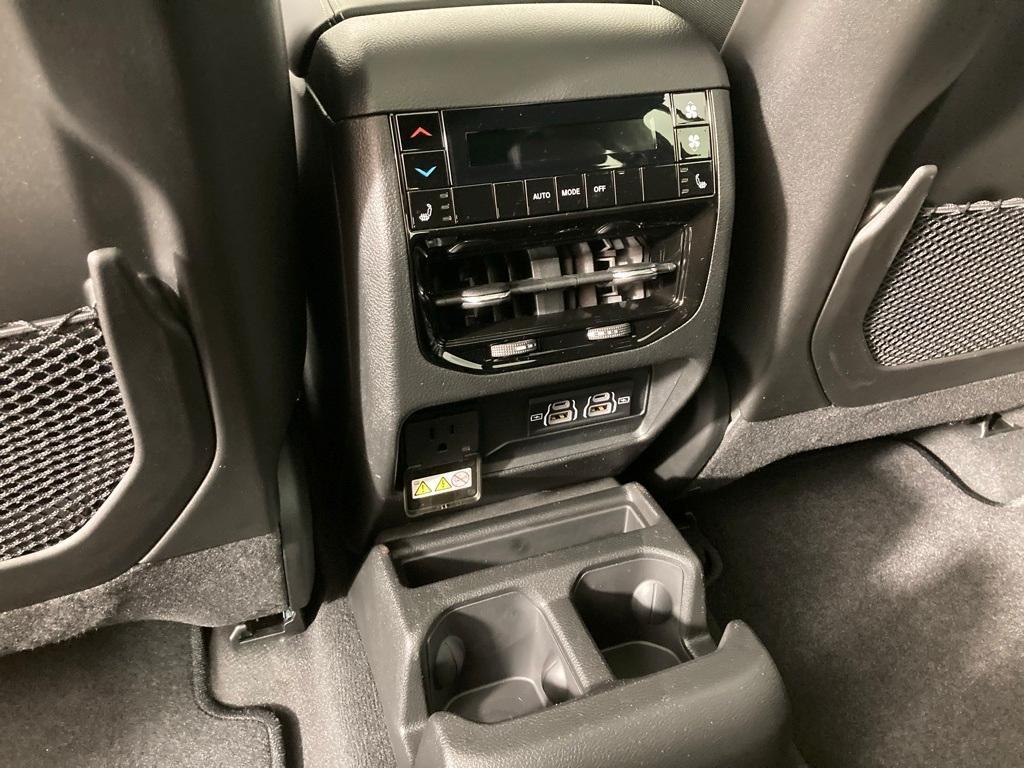 new 2025 Jeep Grand Cherokee L car, priced at $53,199