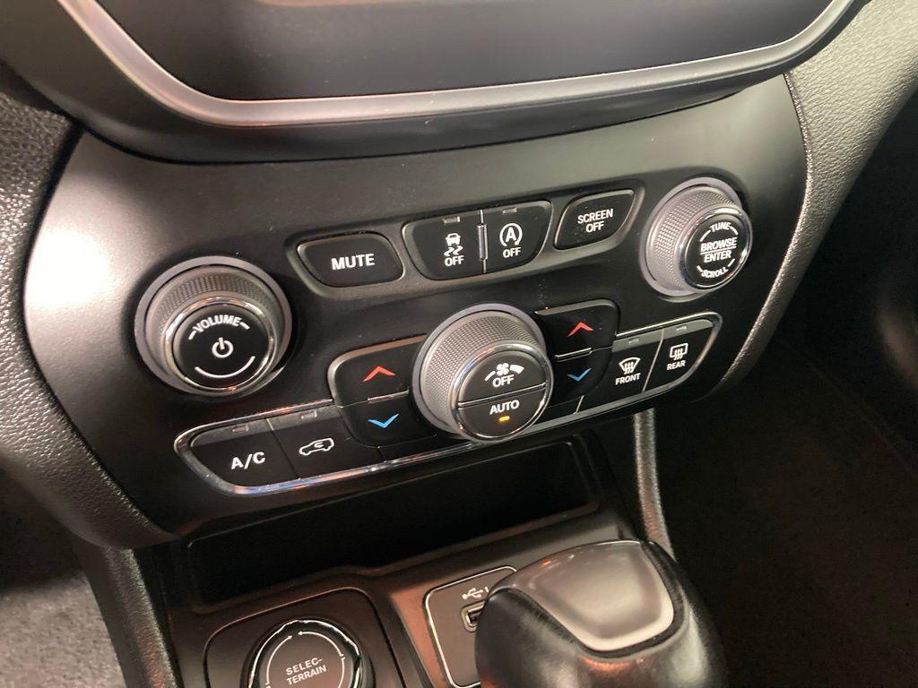 used 2023 Jeep Cherokee car, priced at $23,499