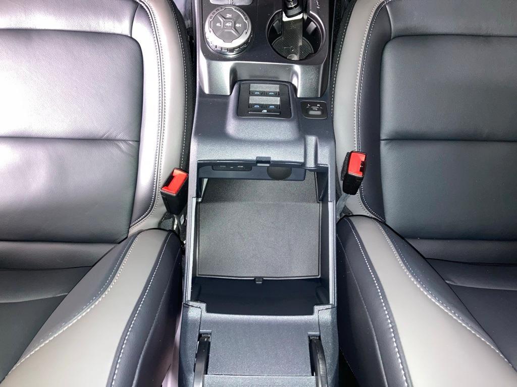 new 2025 Ford Bronco car, priced at $52,885