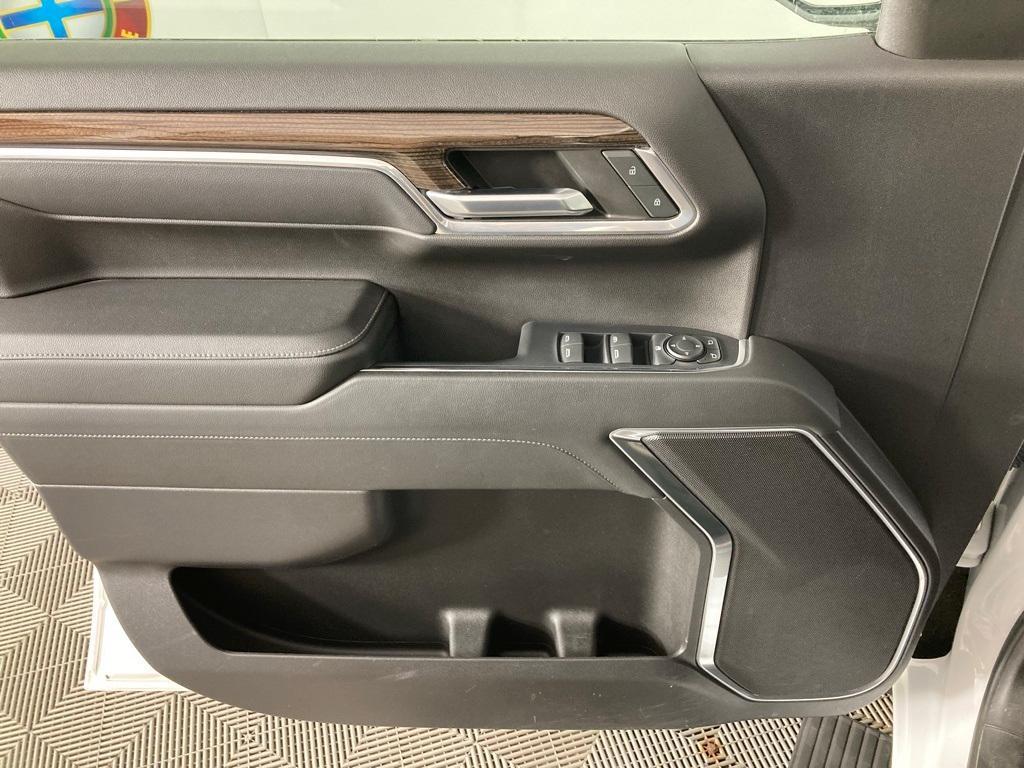used 2022 Chevrolet Silverado 1500 car, priced at $44,999