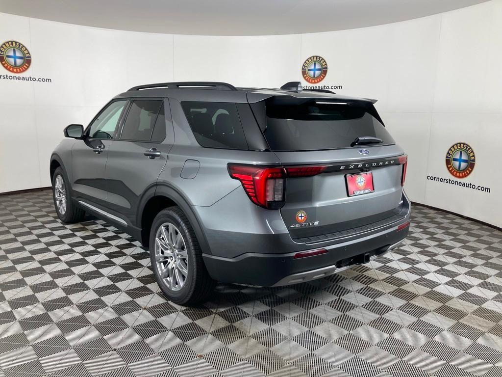 new 2025 Ford Explorer car, priced at $46,146