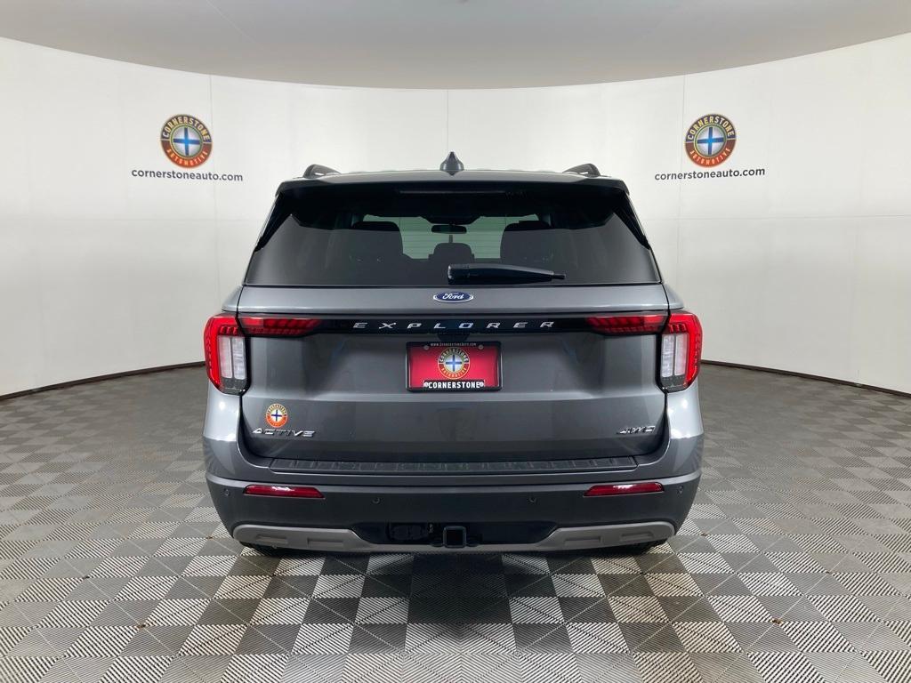 new 2025 Ford Explorer car, priced at $46,146