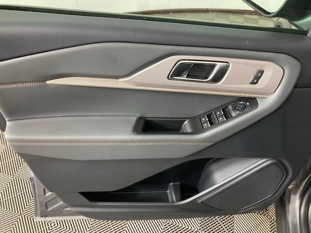 new 2025 Ford Explorer car, priced at $46,146