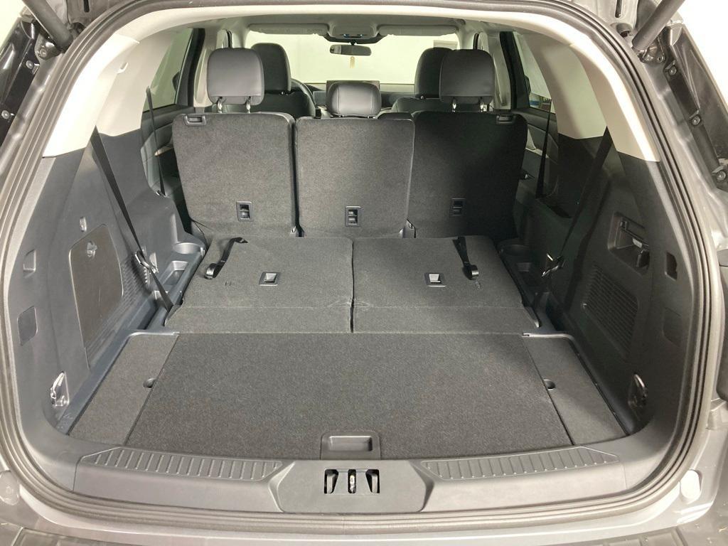 new 2025 Ford Explorer car, priced at $46,146