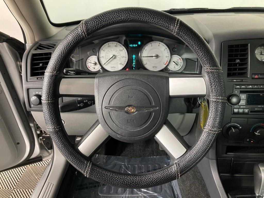 used 2007 Chrysler 300 car, priced at $8,999