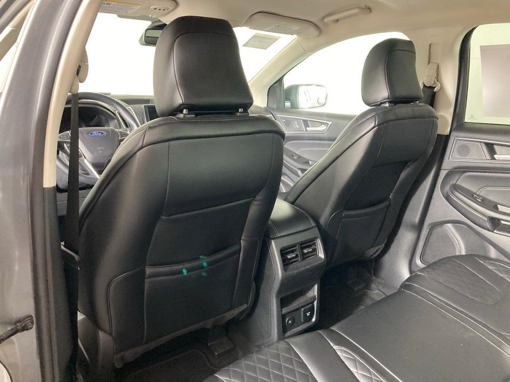 used 2024 Ford Edge car, priced at $30,999