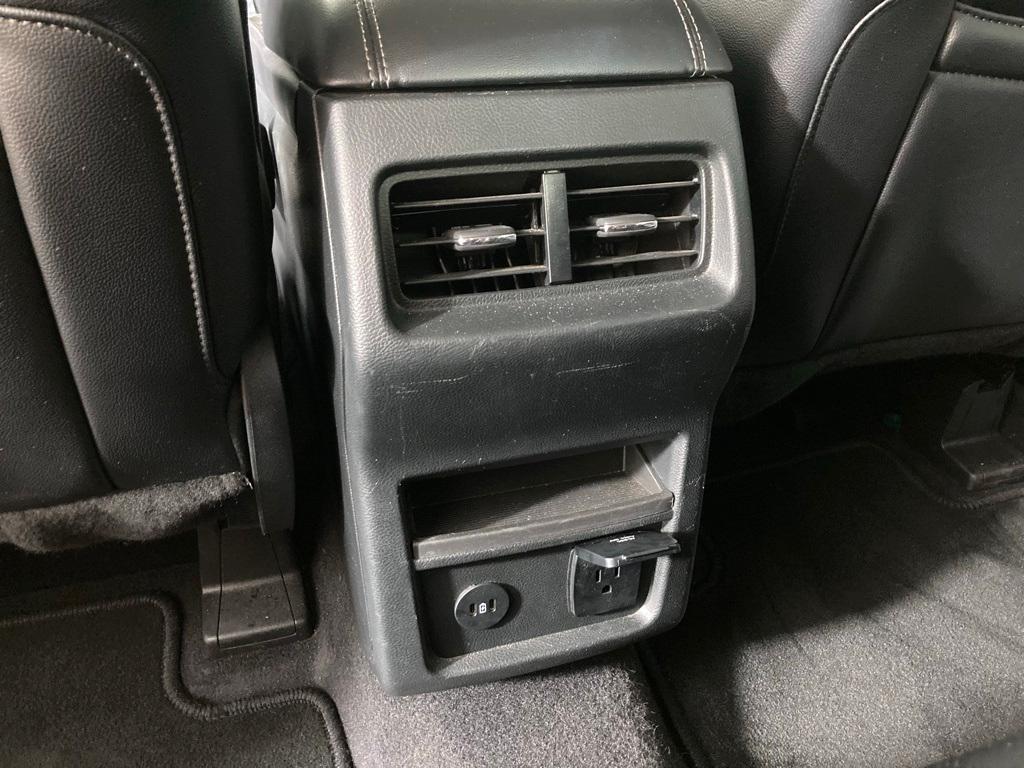 used 2024 Ford Edge car, priced at $30,999