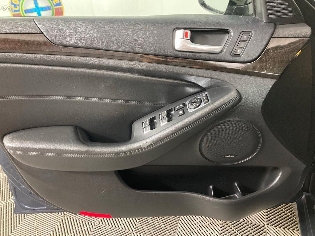 used 2014 Kia Cadenza car, priced at $6,999