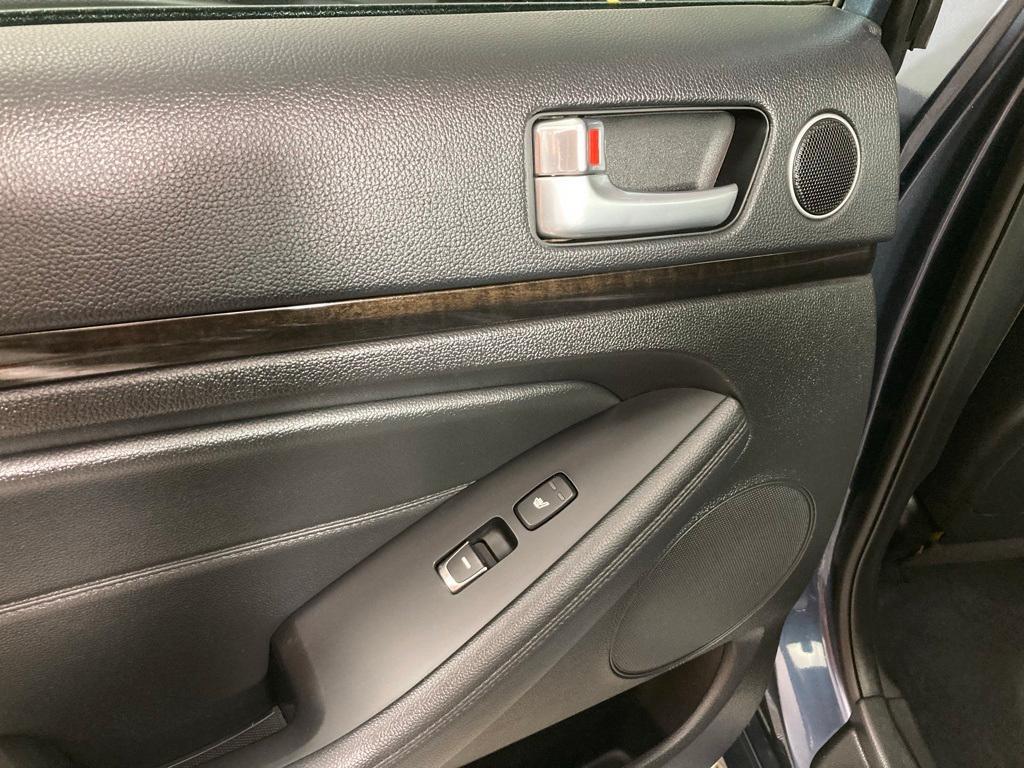 used 2014 Kia Cadenza car, priced at $6,999