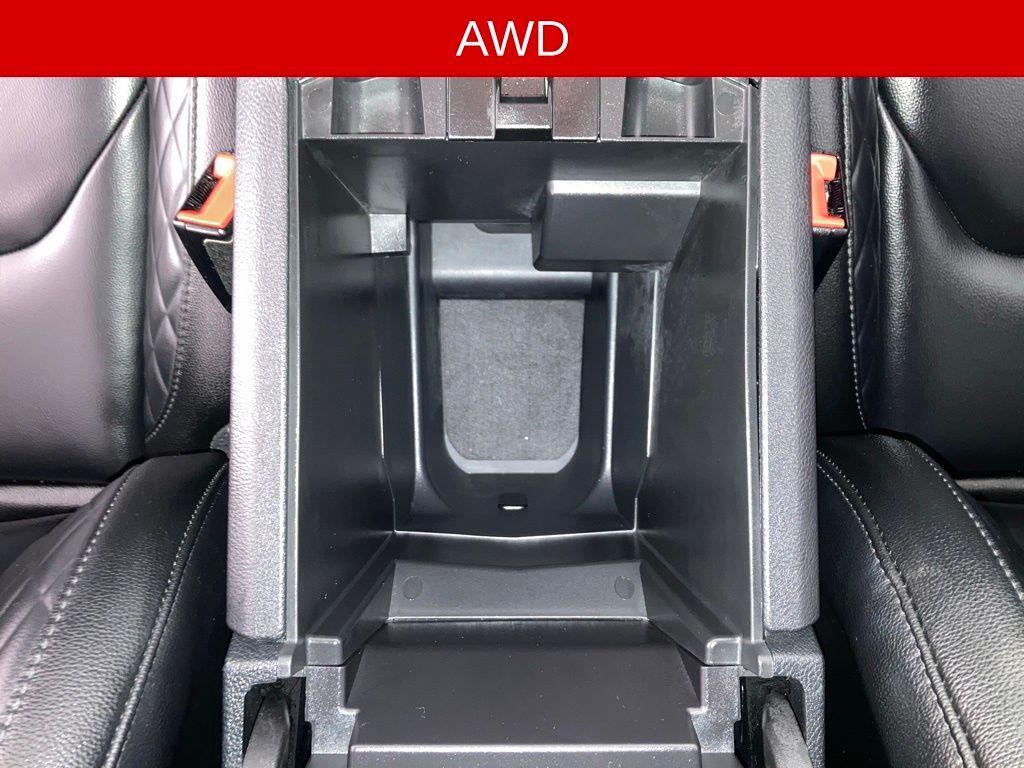 used 2024 Ford Edge car, priced at $26,899