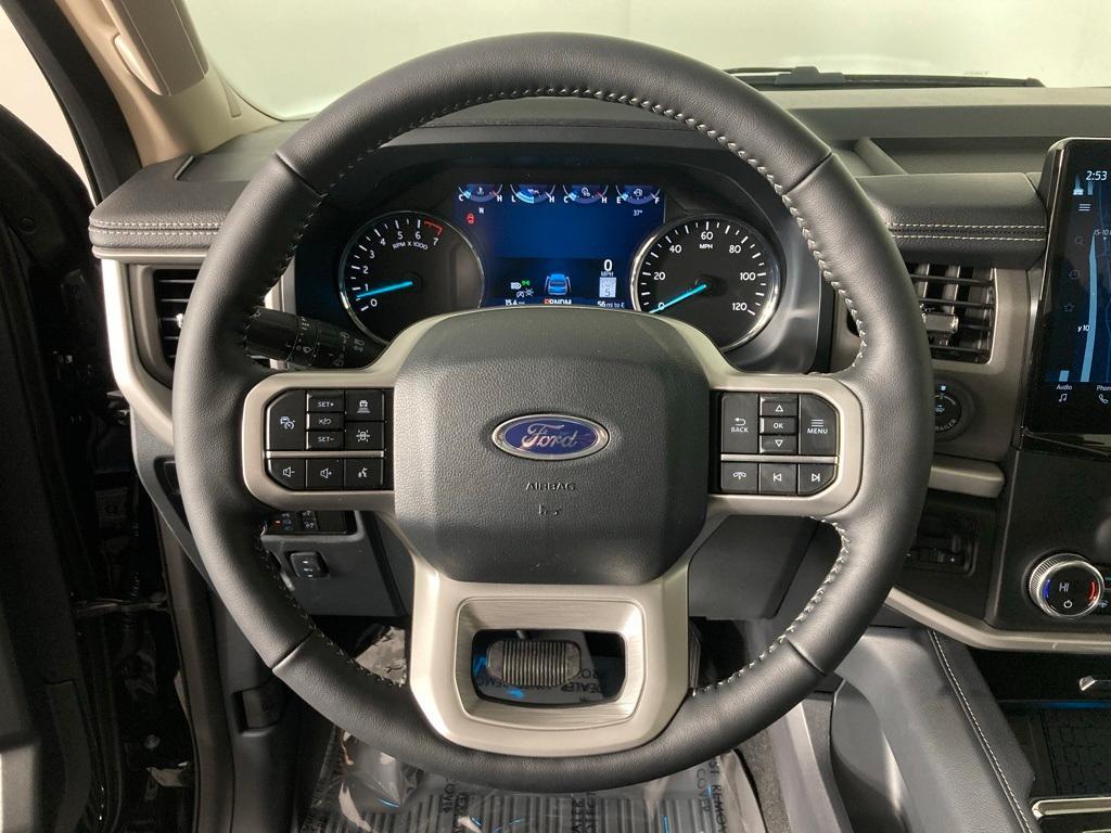 new 2024 Ford Expedition car, priced at $65,998