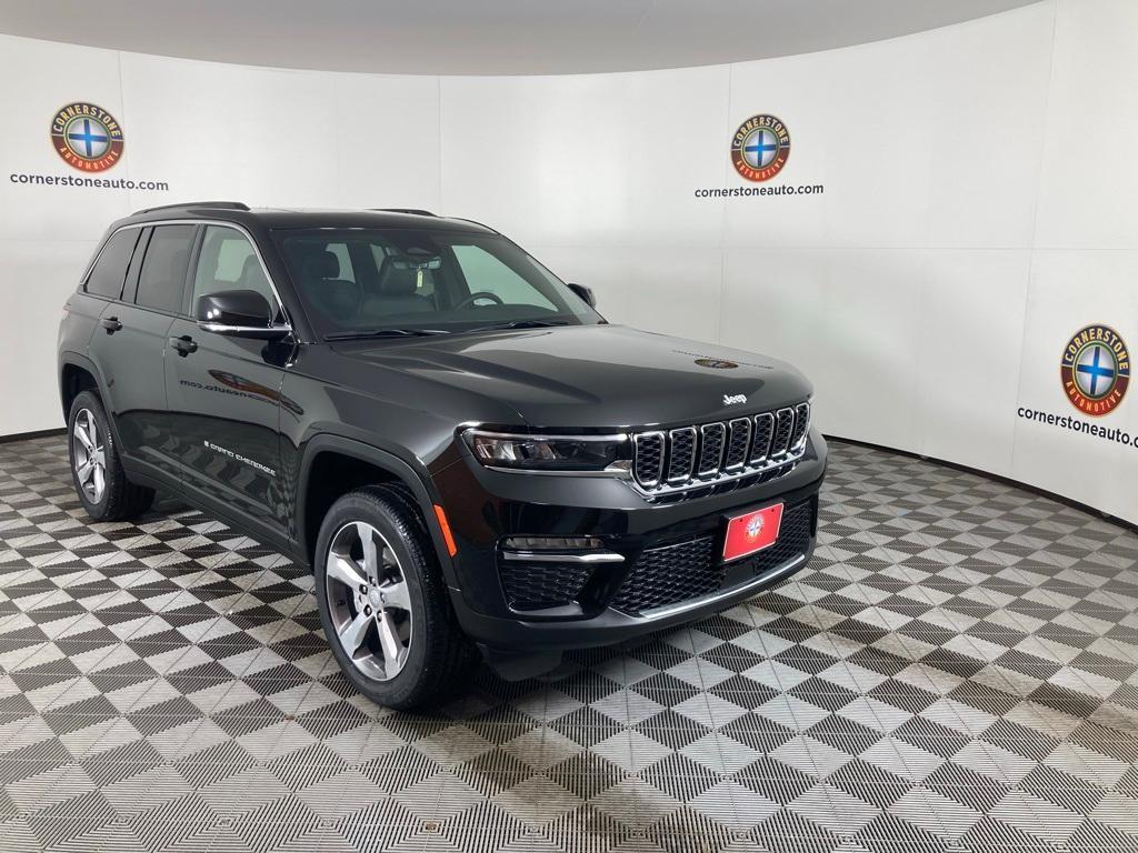new 2025 Jeep Grand Cherokee car, priced at $48,999