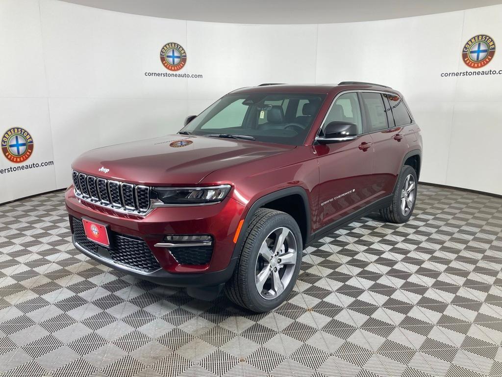 new 2025 Jeep Grand Cherokee car, priced at $48,016