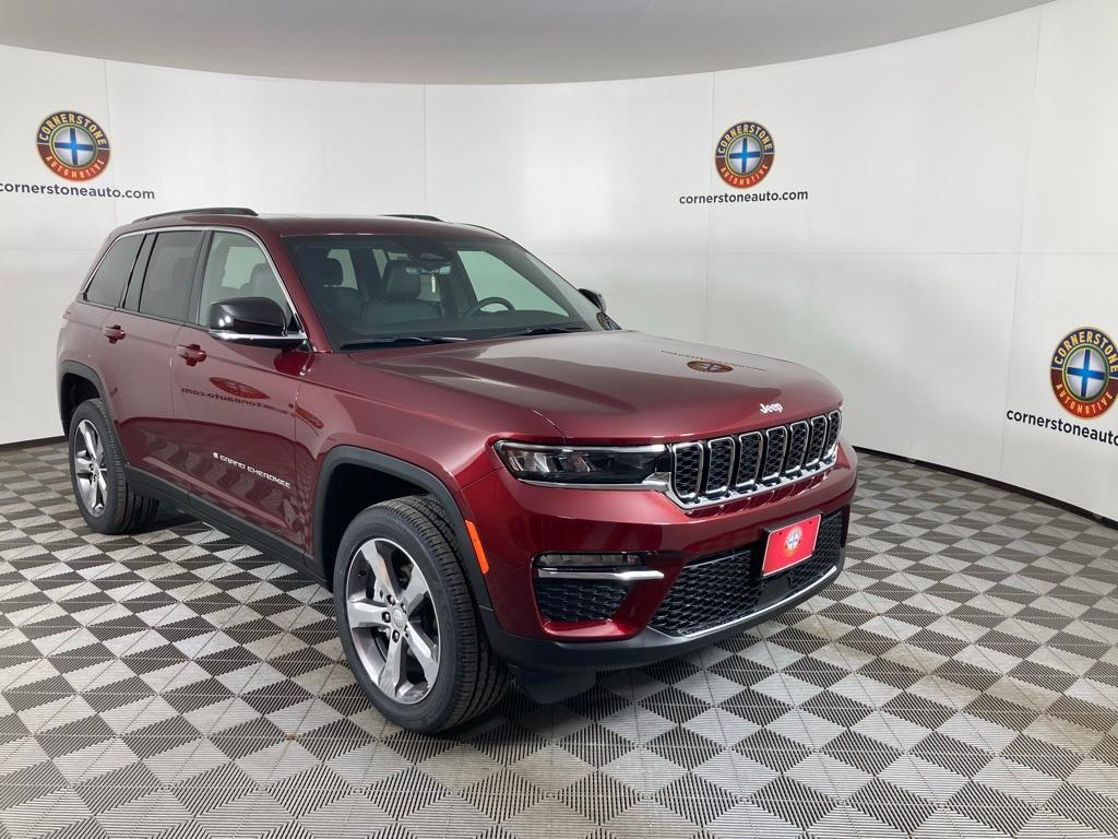 new 2025 Jeep Grand Cherokee car, priced at $49,412