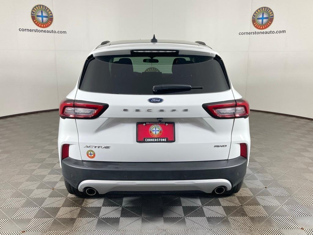 new 2025 Ford Escape car, priced at $30,998