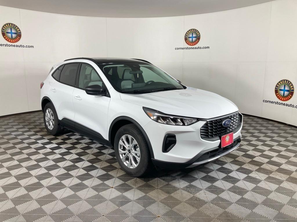 new 2025 Ford Escape car, priced at $30,998