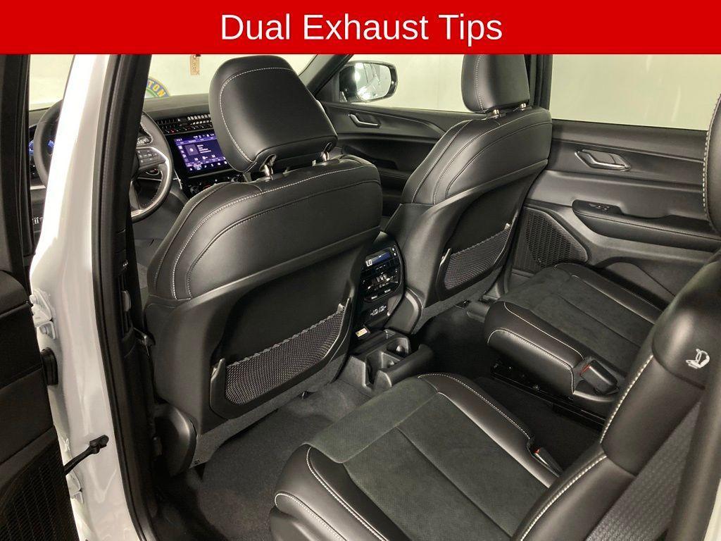 new 2025 Jeep Grand Cherokee L car, priced at $42,478