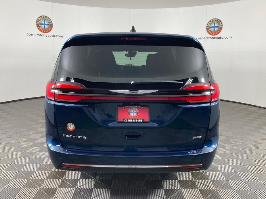 new 2025 Chrysler Pacifica car, priced at $46,911