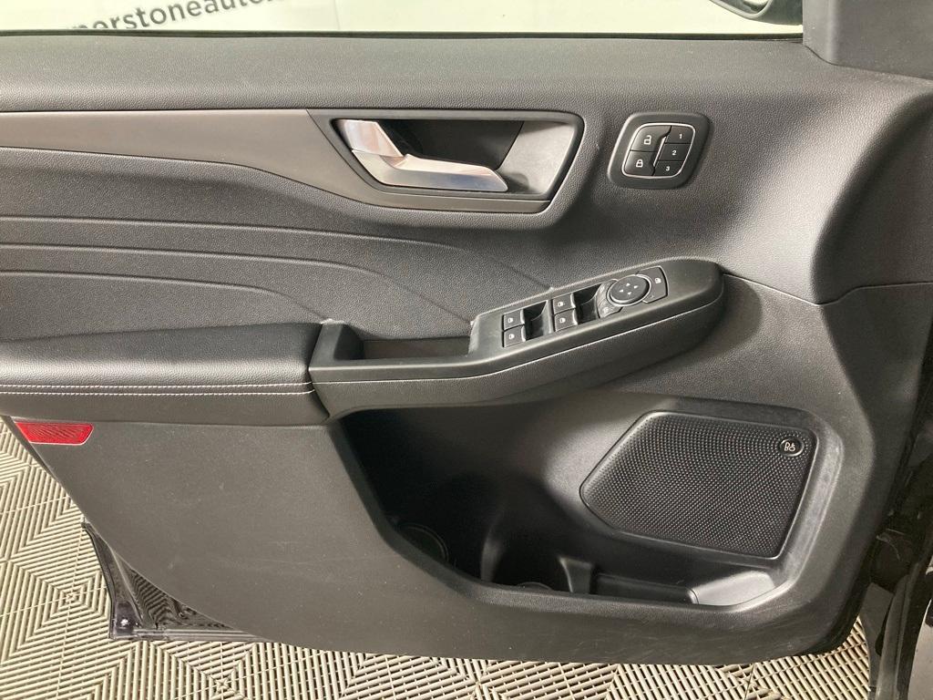 used 2023 Ford Escape car, priced at $25,679