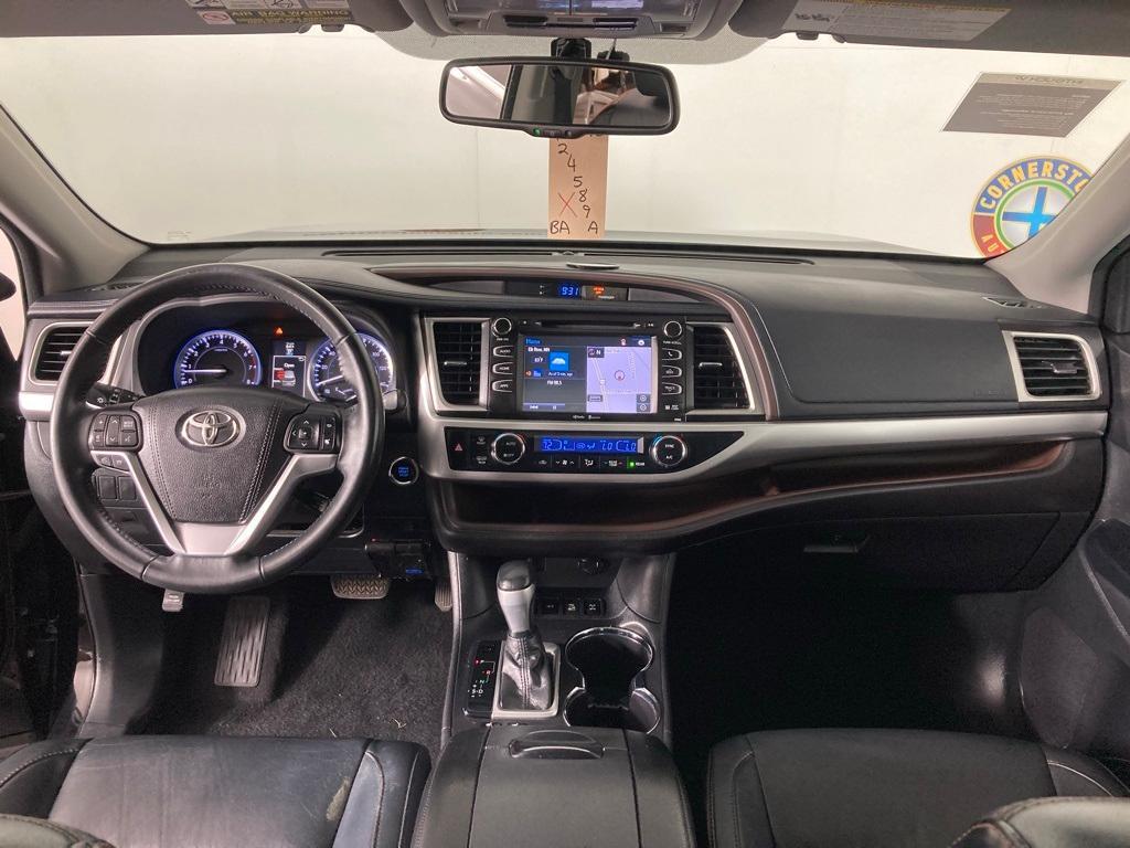 used 2015 Toyota Highlander car, priced at $16,497