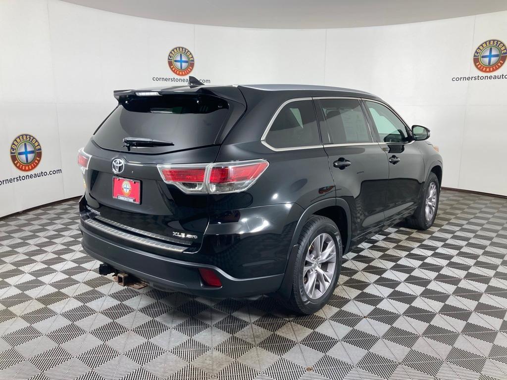 used 2015 Toyota Highlander car, priced at $16,497