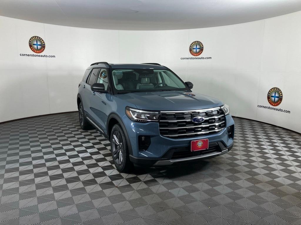 new 2025 Ford Explorer car, priced at $45,162