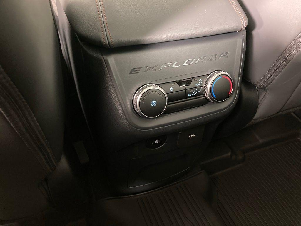 new 2025 Ford Explorer car, priced at $45,723