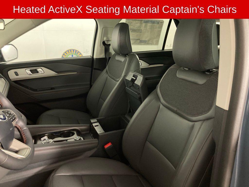 new 2025 Ford Explorer car, priced at $45,723