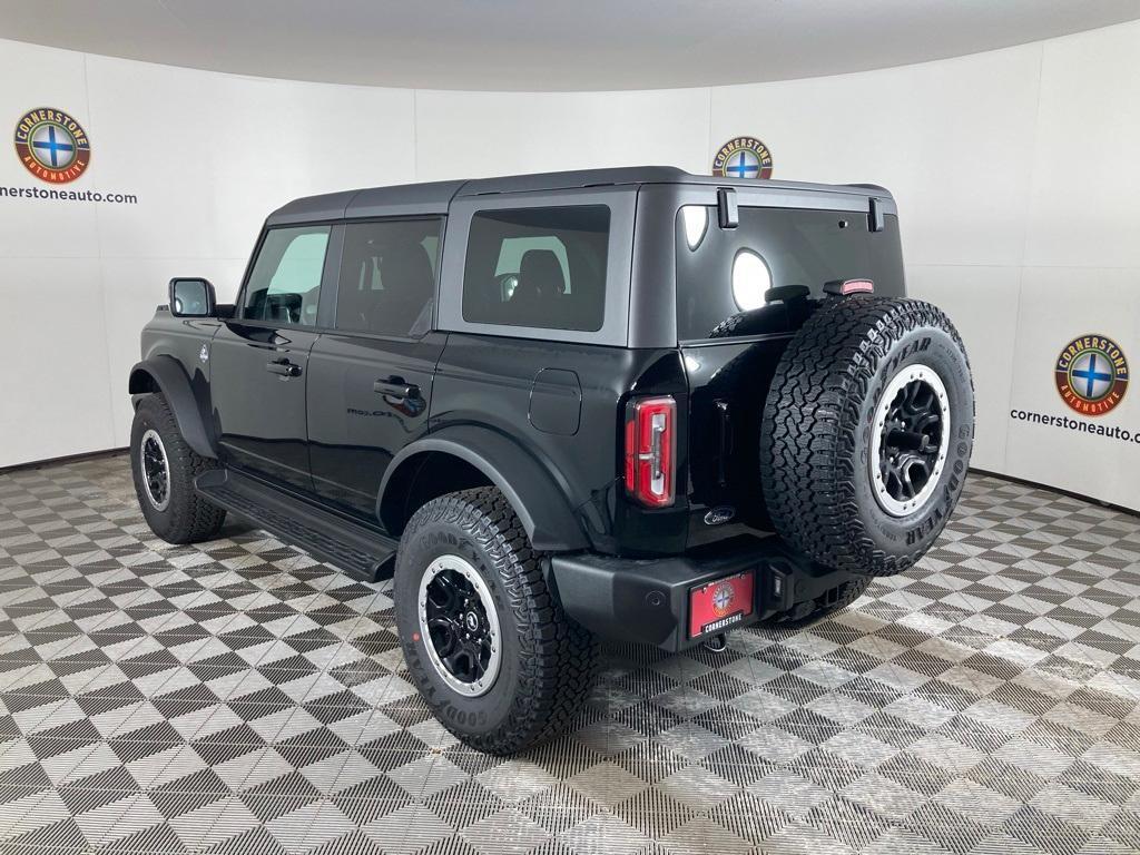 new 2025 Ford Bronco car, priced at $61,321