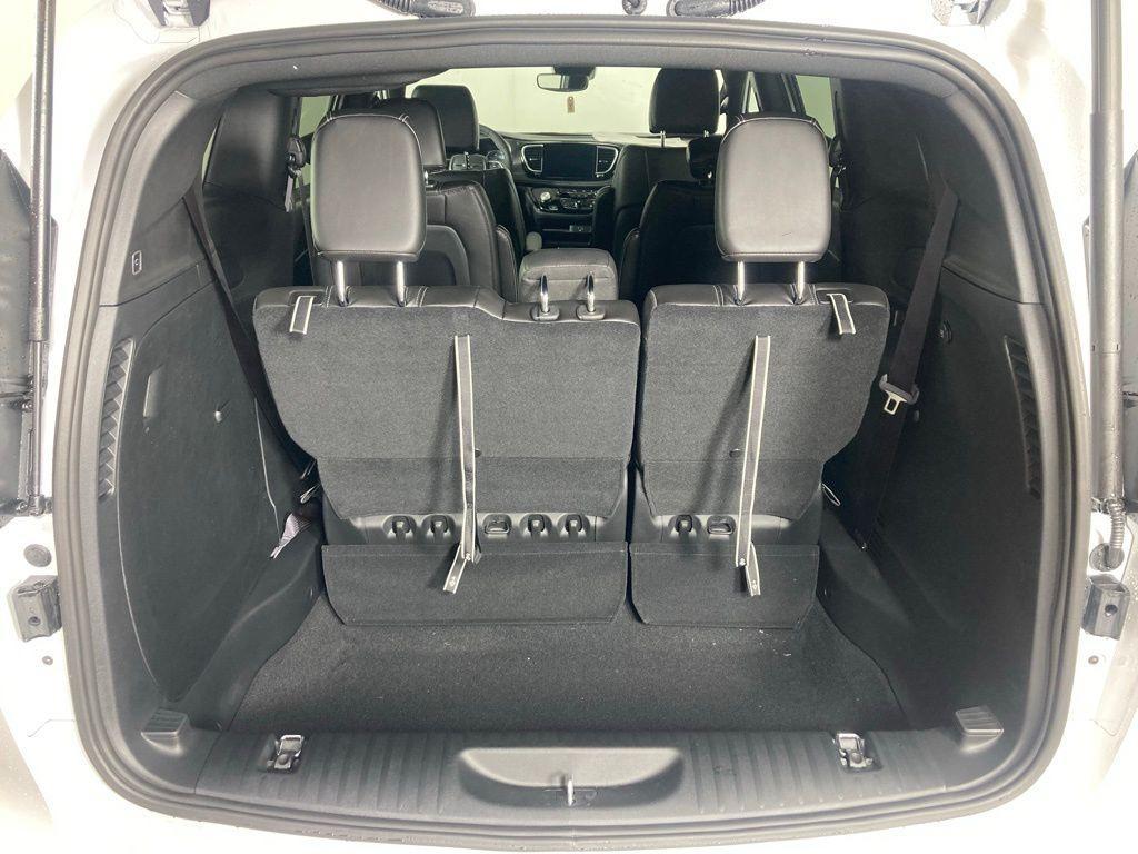 new 2026 Chrysler Pacifica car, priced at $45,385