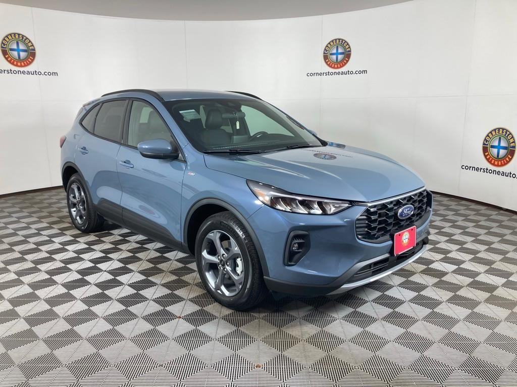 new 2025 Ford Escape car, priced at $30,226