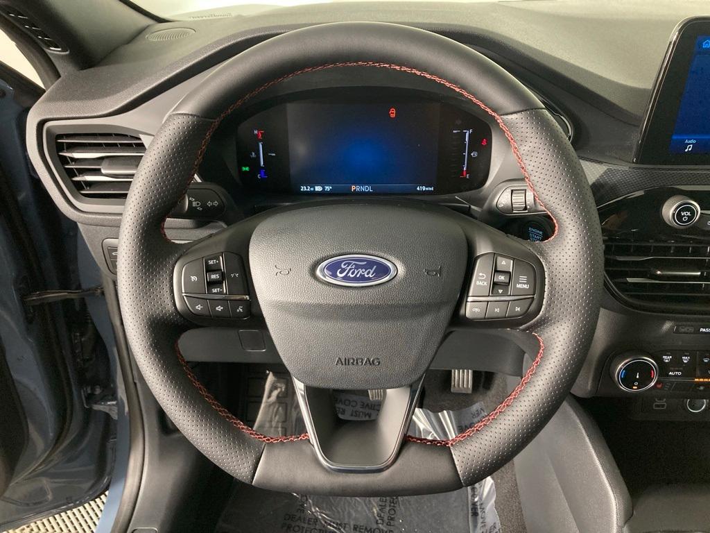 new 2025 Ford Escape car, priced at $30,226