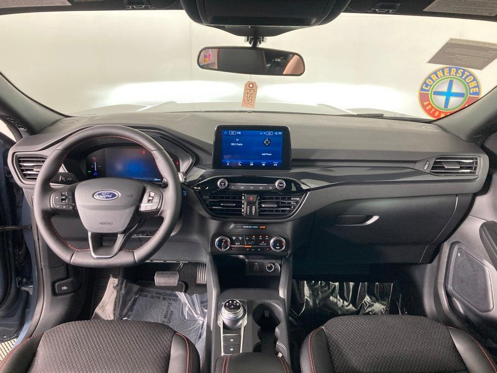 new 2025 Ford Escape car, priced at $30,226