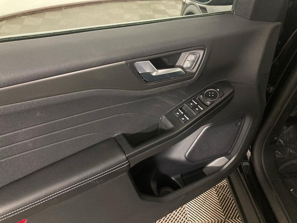 new 2025 Ford Escape car, priced at $33,840