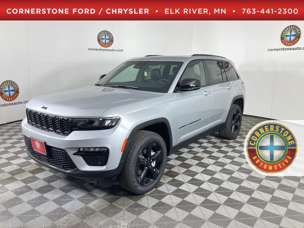 new 2025 Jeep Grand Cherokee car, priced at $48,135