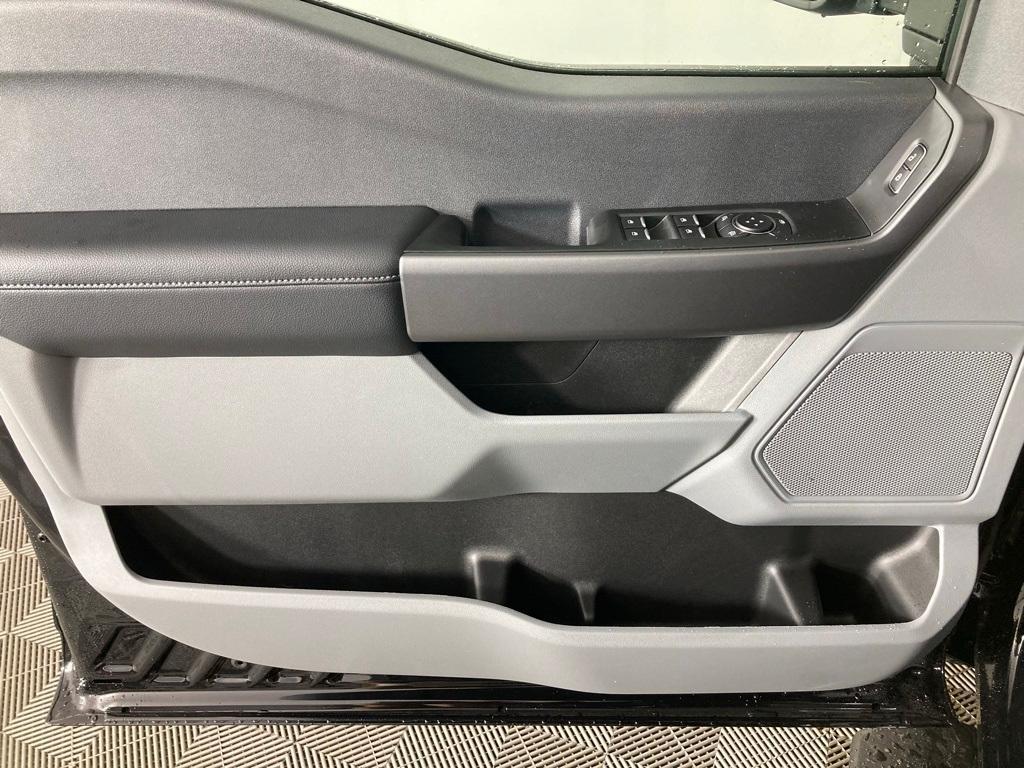 new 2025 Ford F-350 car, priced at $60,736